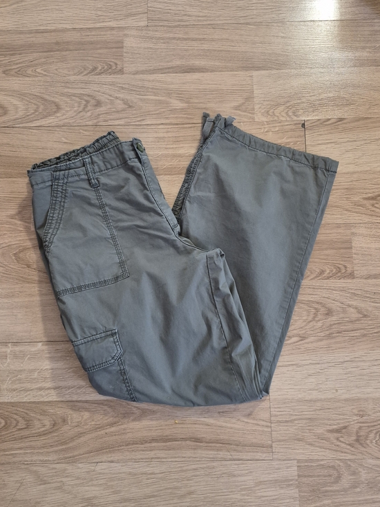 No Boundaries Pants - No Boundaries Women's Cargo Pants in Olive Green